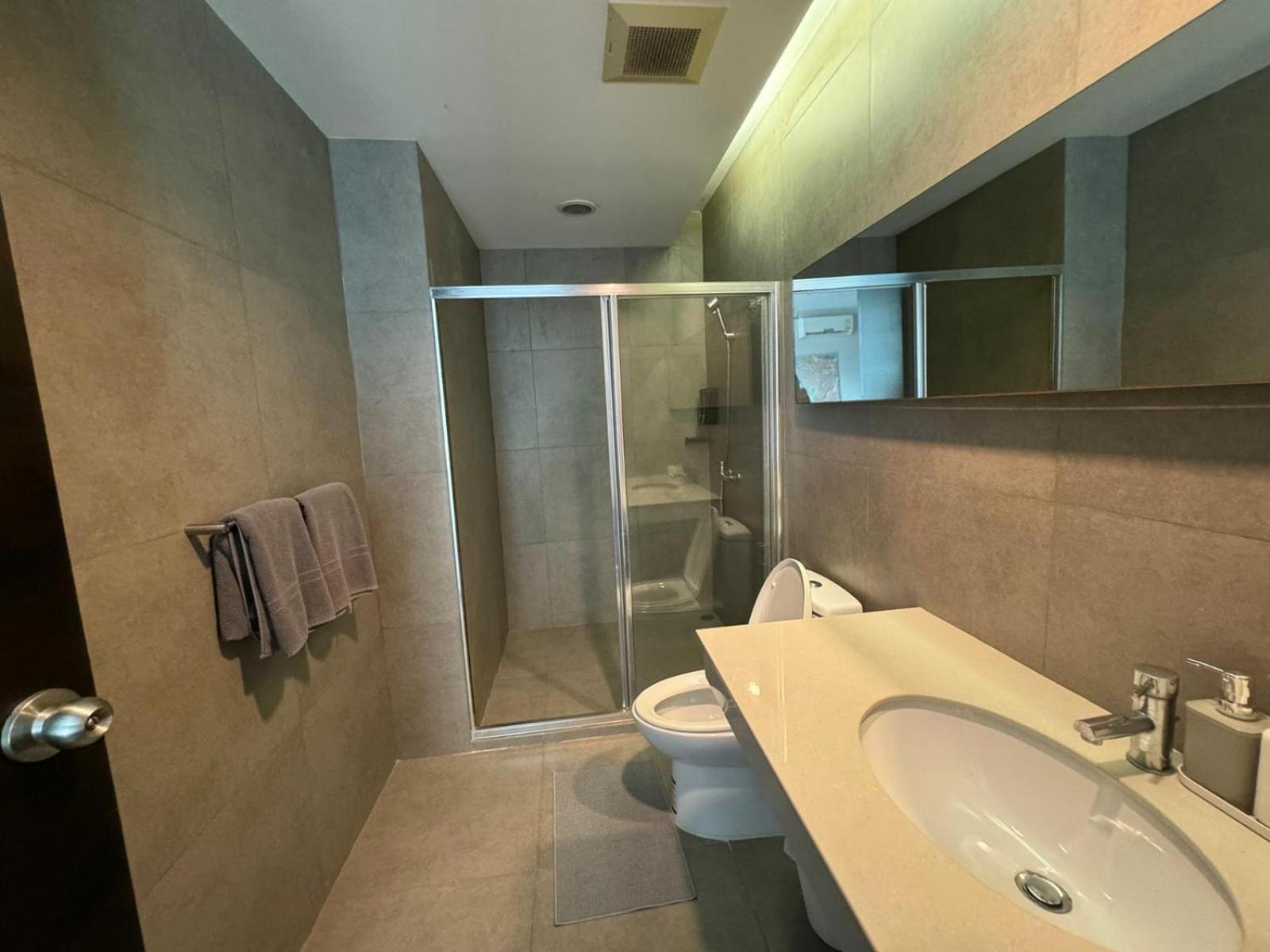Cgcasa Hotel Банкок Екстериор снимка