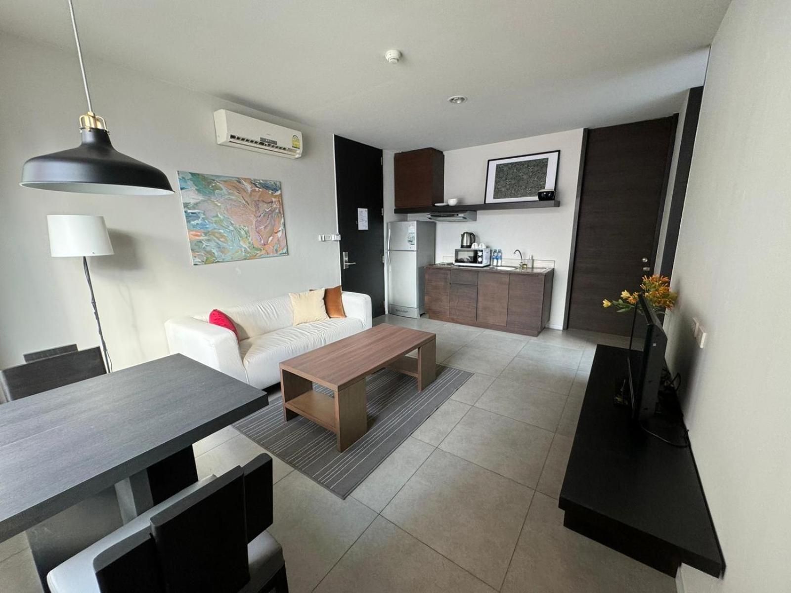 Cgcasa Hotel Банкок Екстериор снимка