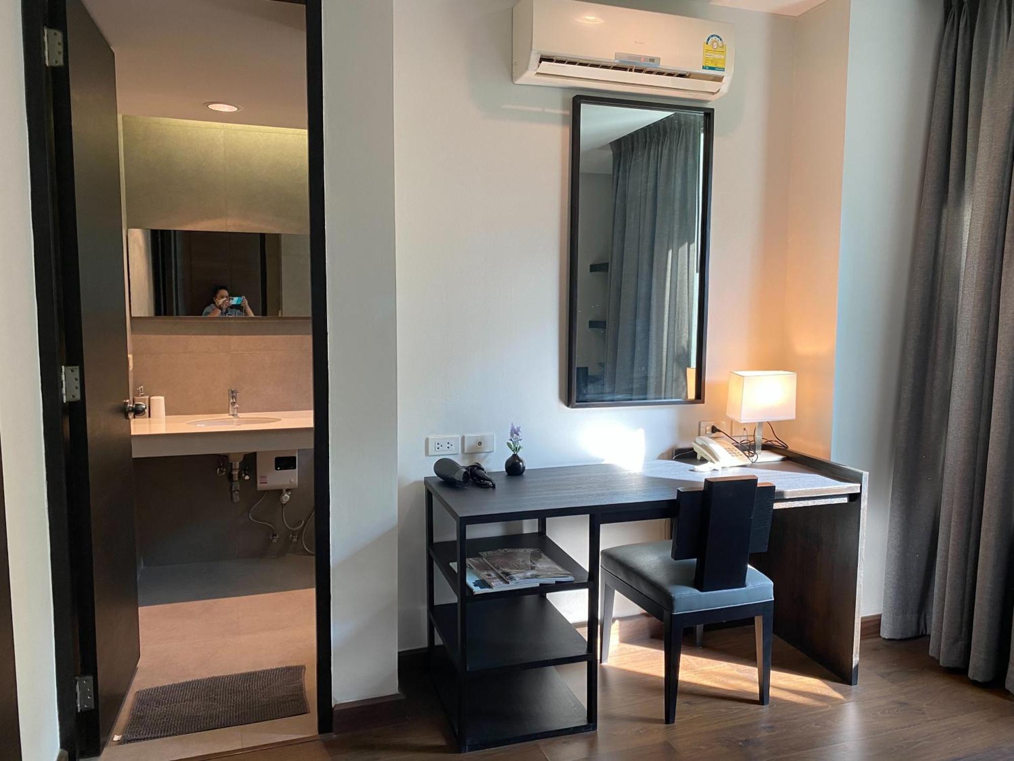 Cgcasa Hotel Банкок Стая снимка